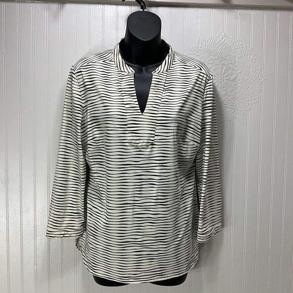 ELLIE KAI Top - Picture 1 of 5